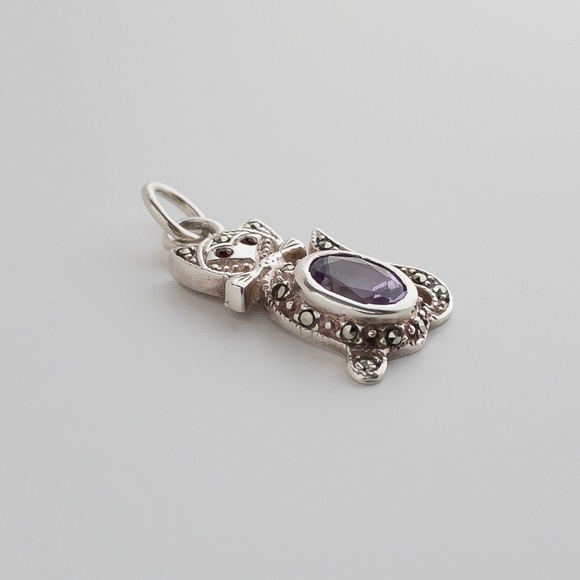 Vintage Sterling Silver Garnet Amethyst Marcasite Pendant Kitty Cat Feline - Picture 3 of 10